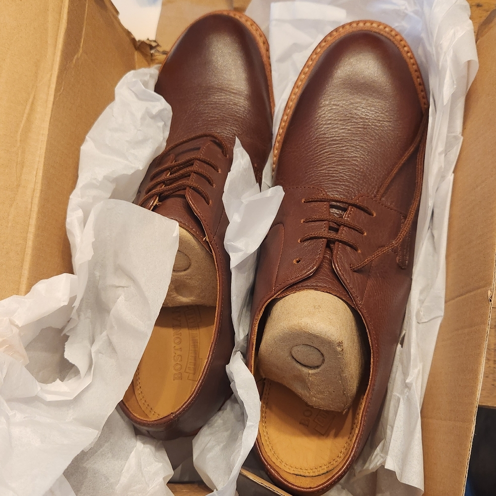 Dress shoes